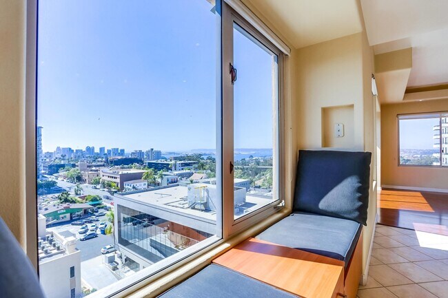 3060 Sixth Ave in San Diego, CA - Building Photo - Building Photo