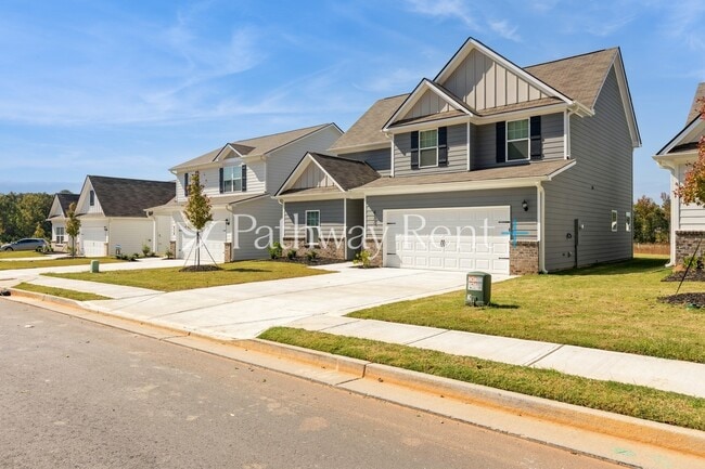 property at 654 Mackenzie Cv