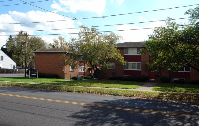 Woodlawn Gardens in Syracuse, NY - Building Photo - Building Photo