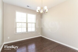 11370 Cedarvale Farm Pkwy in Midland, NC - Foto de edificio - Building Photo