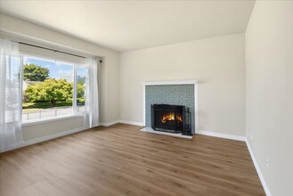 1511 McDougall Ave in Everett, WA - Building Photo - Building Photo
