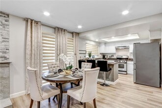 16172 Quartz St in Westminster, CA - Building Photo - Building Photo