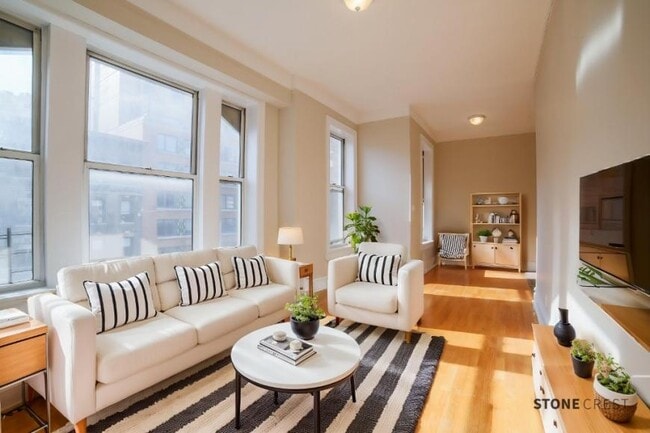 property at 515 W 122nd St