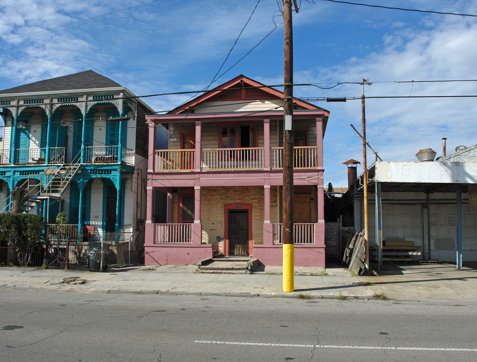 1407 Baronne St in New Orleans, LA - Foto de edificio