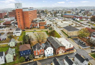 39 Madison Ave in Greensburg, PA - Building Photo - Building Photo