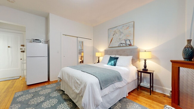 1253 Beacon St in Brookline, MA - Building Photo - Building Photo
