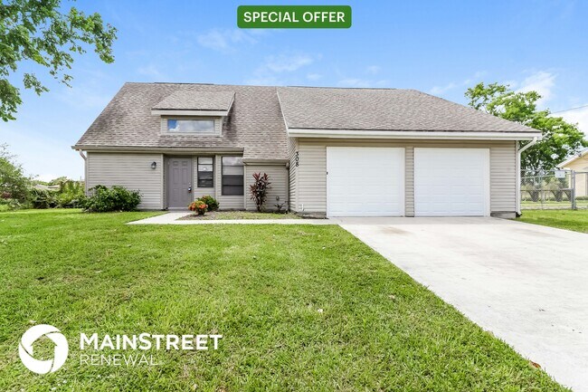property at 308 SE 17th Pl