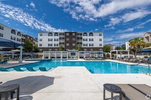 The Met Apartment Homes in Hattiesburg, MS - Building Photo