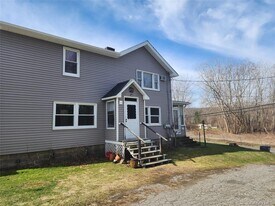 782 Old Rte 22 in Amenia, NY - Building Photo