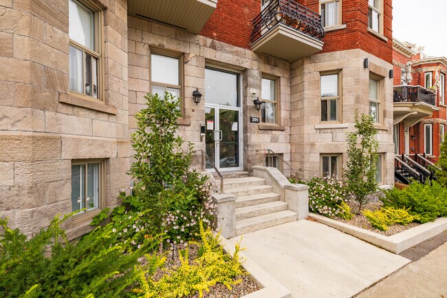 391 Saint-Joseph Boul O in Montréal, QC - Building Photo - Building Photo