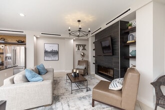 District at Memorial in Houston, TX - Building Photo - Building Photo