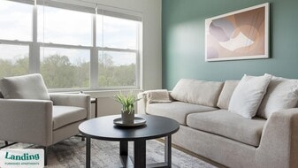 1010 Enclave Blvd in Edwardsville, IL - Building Photo