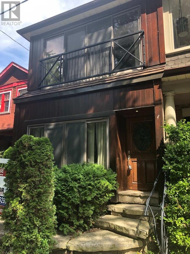 property at 14 Kewbeach Ave