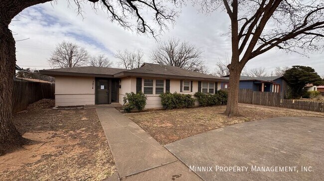 3414 38th St in Lubbock, TX - Foto de edificio - Building Photo