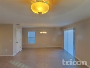 10336 Flathead Dr in Duette, FL - Foto de edificio - Building Photo