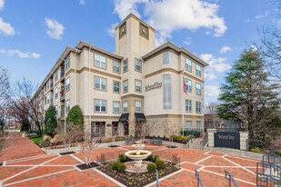 11800 Old Georgetown Rd in Rockville, MD - Building Photo