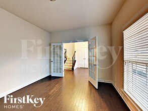 9952 Travertine Trail in Davidson, NC - Foto de edificio - Building Photo