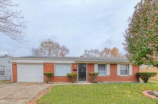 7614 E 34th St in Indianapolis, IN - Building Photo