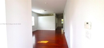 4451 Laurel Pl in Weston, FL - Building Photo - Building Photo
