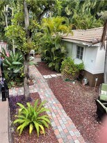 1857 Buchanan St in Hollywood, FL - Building Photo