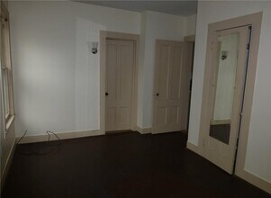 256 N Main St in Wallingford, CT - Building Photo - Building Photo