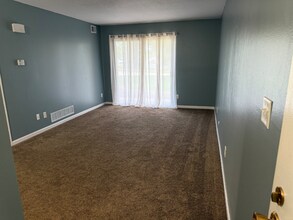 2408 W Pasmoso Dr in Peoria, IL - Building Photo - Building Photo