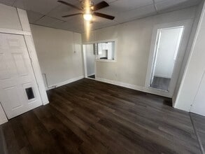 2902 S 19th St in St. Joseph, MO - Foto de edificio - Building Photo