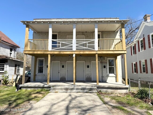 211 E Gale St in Edenton, NC - Building Photo - Building Photo
