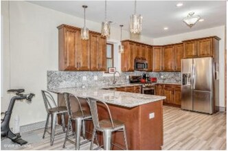 3037 W Lyndale St in Chicago, IL - Building Photo - Building Photo