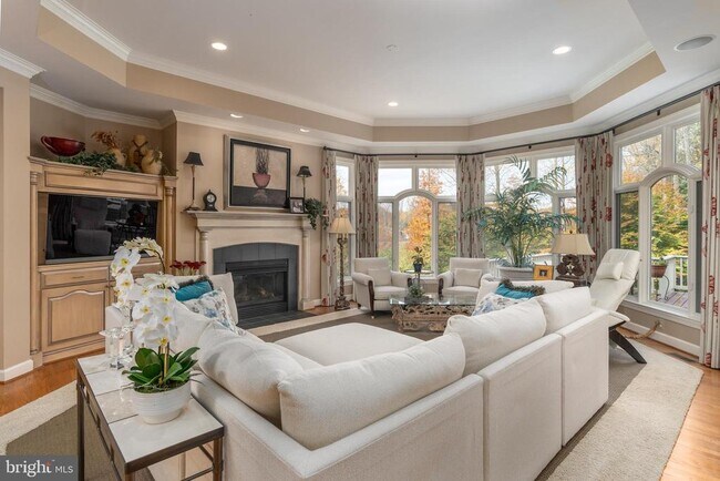 7818 Crownhurst Ct in McLean, VA - Building Photo - Building Photo