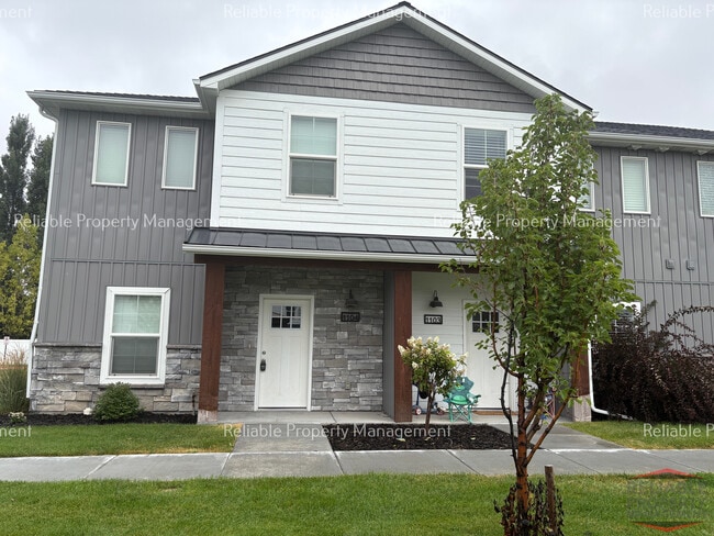 property at 359 N 3rd W