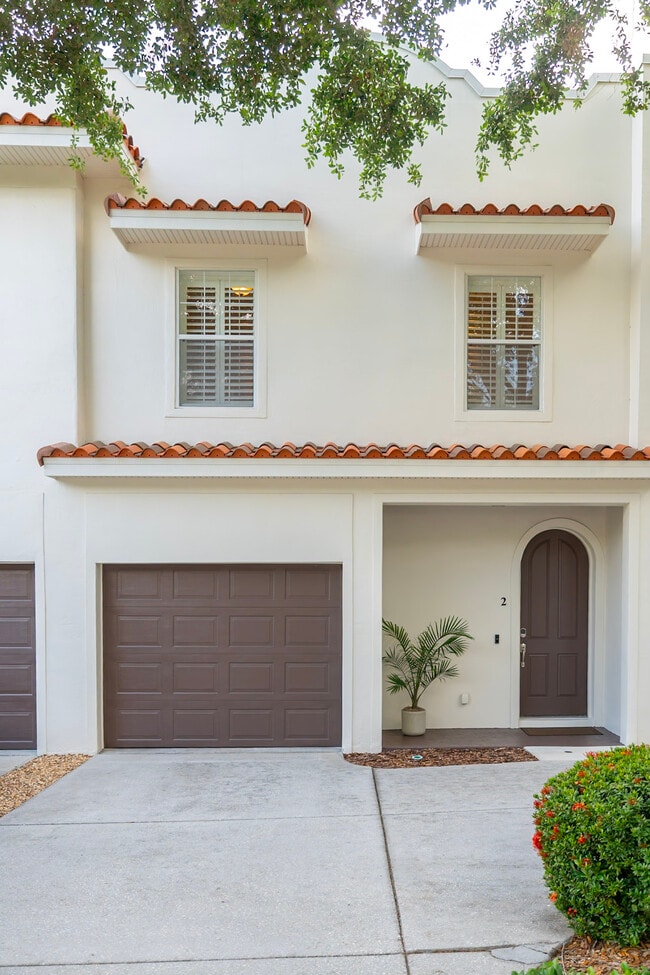 property at 603 S Gomez Ave