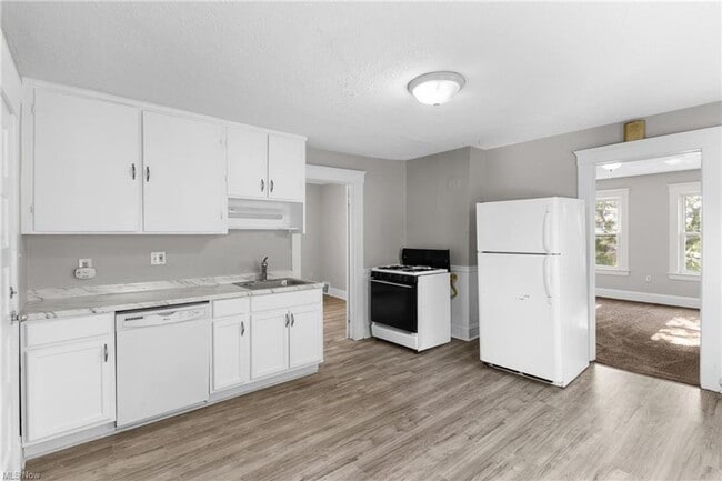 property at 2064 Halstead Ave