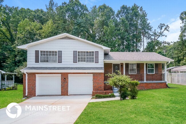 property at 99 Hawthorne Dr