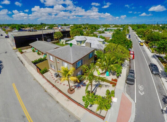 505 N J St-Unit -1 in Lake Worth Beach, FL - Building Photo - Building Photo