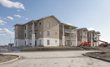 Provident Crossings in Round Rock, TX - Building Photo - Building Photo