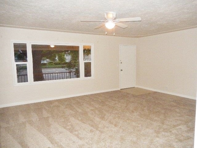 1416 Tully Rd in Modesto, CA - Building Photo - Building Photo