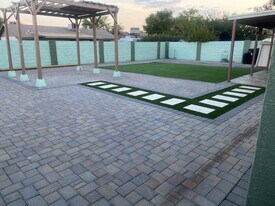 1473 W Mohawk Ln in Phoenix, AZ - Building Photo