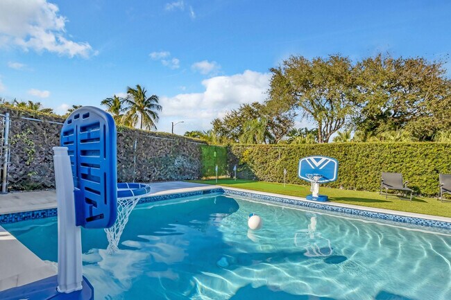 2007 Northridge Rd in Delray Beach, FL - Building Photo - Building Photo