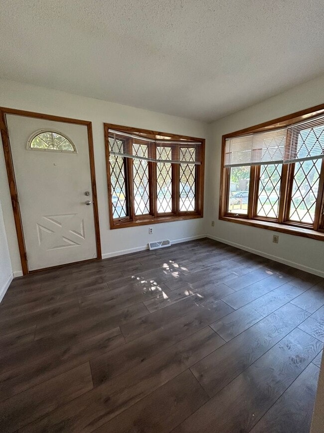 property at 1543-1545 Avon St