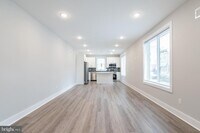 2000 E Huntingdon St - 32