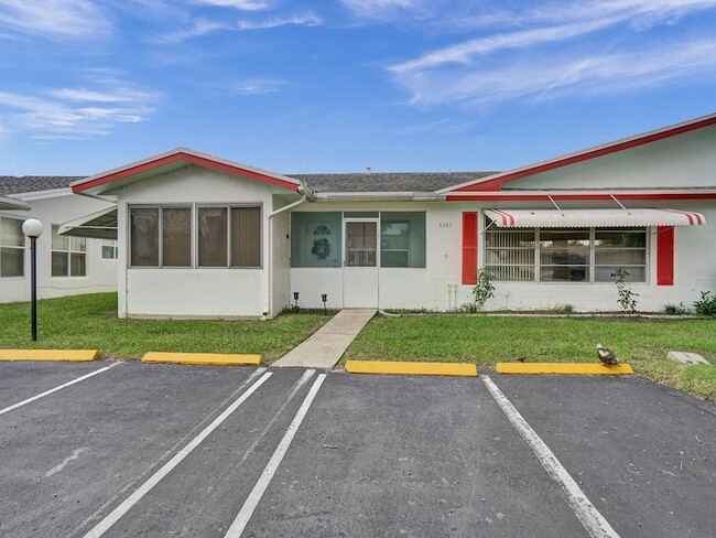 8545 NW 12th St in Plantation, FL - Building Photo - Building Photo