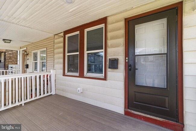 property at 1424 Hamilton Ave