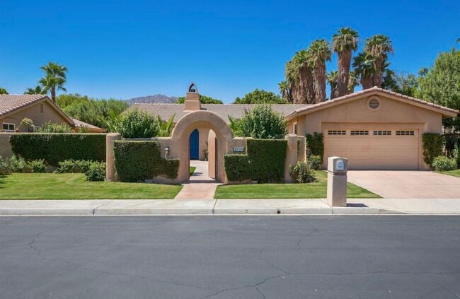 49305 Rio Arenoso in La Quinta, CA - Building Photo - Building Photo