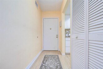 6767 Sunset Way in St Pete Beach, FL - Building Photo - Building Photo