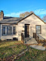 2407 Custer Ave in Rockford, IL - Building Photo