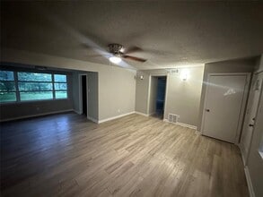 2908 Binyon St in Fort Worth, TX - Building Photo - Building Photo