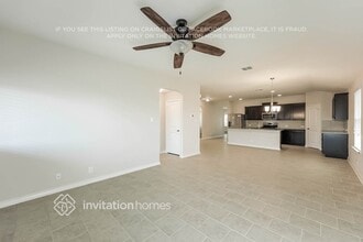 15426 Bobwhite Quail in San Antonio, TX - Foto de edificio - Building Photo