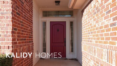 13049 SW 5th St in Yukon, OK - Foto de edificio - Building Photo