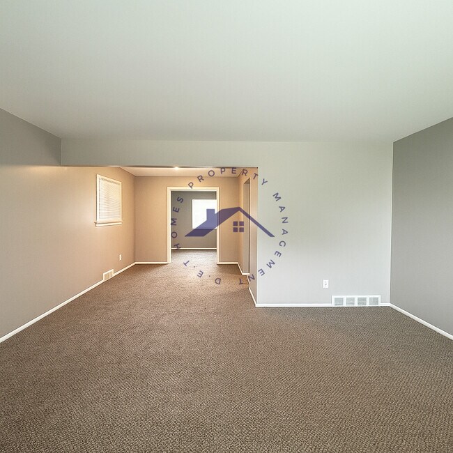 17106 Robert St in Southfield, MI - Building Photo - Building Photo